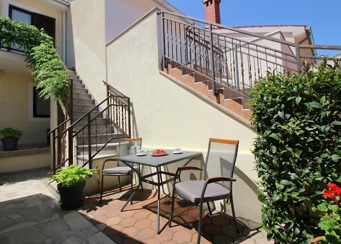 Apartman Andrea Near